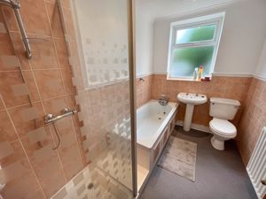 Bathroom- click for photo gallery